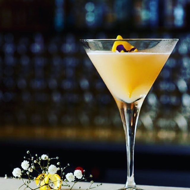 .#BankHoliday is here! Beautiful #cocktails and the finest #Indian fare… we can’t wait to see you all this #weekend 🍸 
.
.
#FloraIndica #IndianFood #LongWeekend #BankHolidayWeekend #London #EarlsCourt #LoveLondon