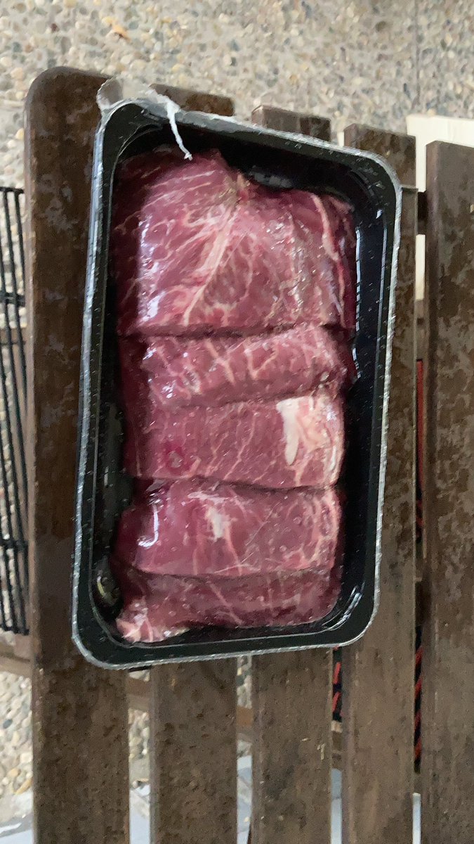 mtaboada0815's tweet photo. @WeberGrills Friday…flat Iron steaks 😊 https://t.co/cnQfcTYZeZ