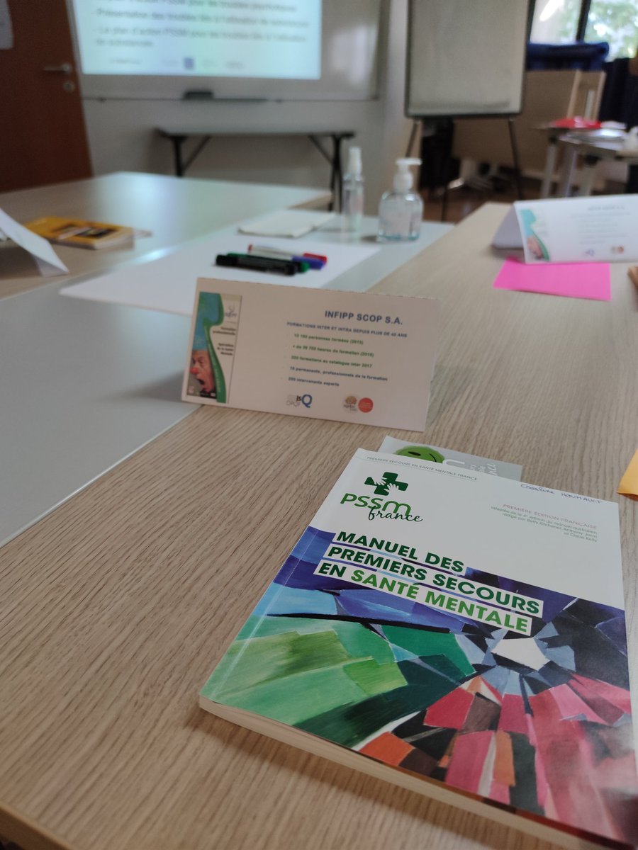AFEP (@afep_asso) on Twitter photo L'AFEP se forme aux Premiers Secours en Santé Mentale afin d'accompagner son réseau et les étudiant•e•s sur cette thématique. 
Merci à <a href="/FrancePssm/">Premiers Secours en Santé Mentale - France</a> et <a href="/La_FAGE/">FAGE</a> pour cette formation de deux jours. L'AFEP se forme aux Premiers Secours en Santé Mentale afin d'accompagner son réseau et les étudiant•e•s sur cette thématique. 
Merci à <a href="/FrancePssm/">Premiers Secours en Santé Mentale - France</a> et <a href="/La_FAGE/">FAGE</a> pour cette formation de deux jours.
