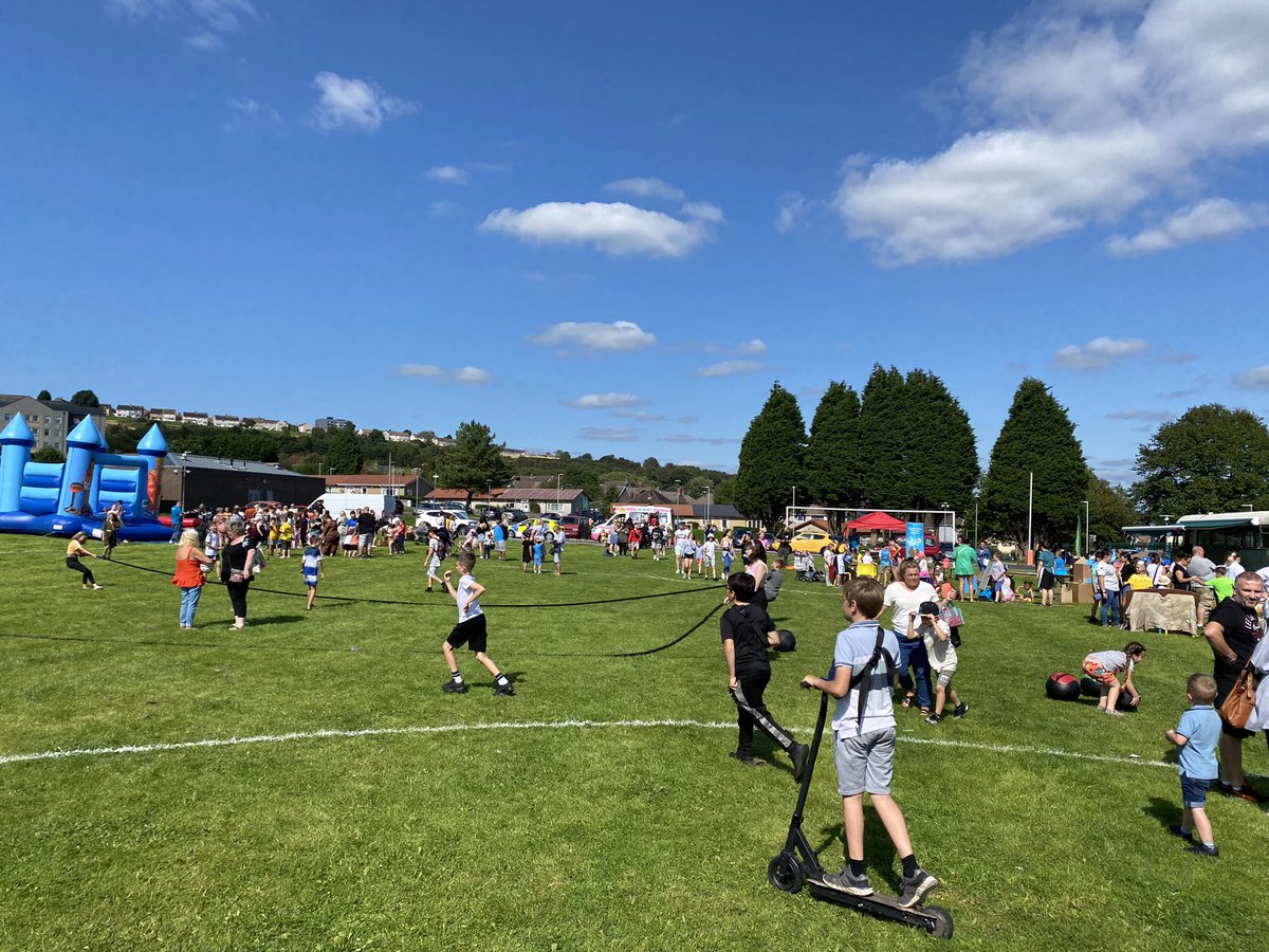 Wow! What a fantastic day to end our <a href="/SwanseaCouncil/">Swansea Council</a> #SummerOfFun in #CwmbwrlaPark Huge thanks to all those who made today happen! ☀️☀️ @SWPSwansea <a href="/SwanseaMAD/">Swansea MAD</a> <a href="/GlynnVivian/">Glynn Vivian</a> <a href="/carolynharris24/">Carolyn Harris</a> <a href="/peterblackwales/">Peter Black CBE 🔶️🇪🇺🏴󠁧󠁢󠁷󠁬󠁳󠁿</a> <a href="/choices_swan/">Choices Swansea</a> <a href="/FreshCreativeC0/">Fresh Creative Co</a> <a href="/FusionSwansea/">FusionSwansea</a> #youthwork #community