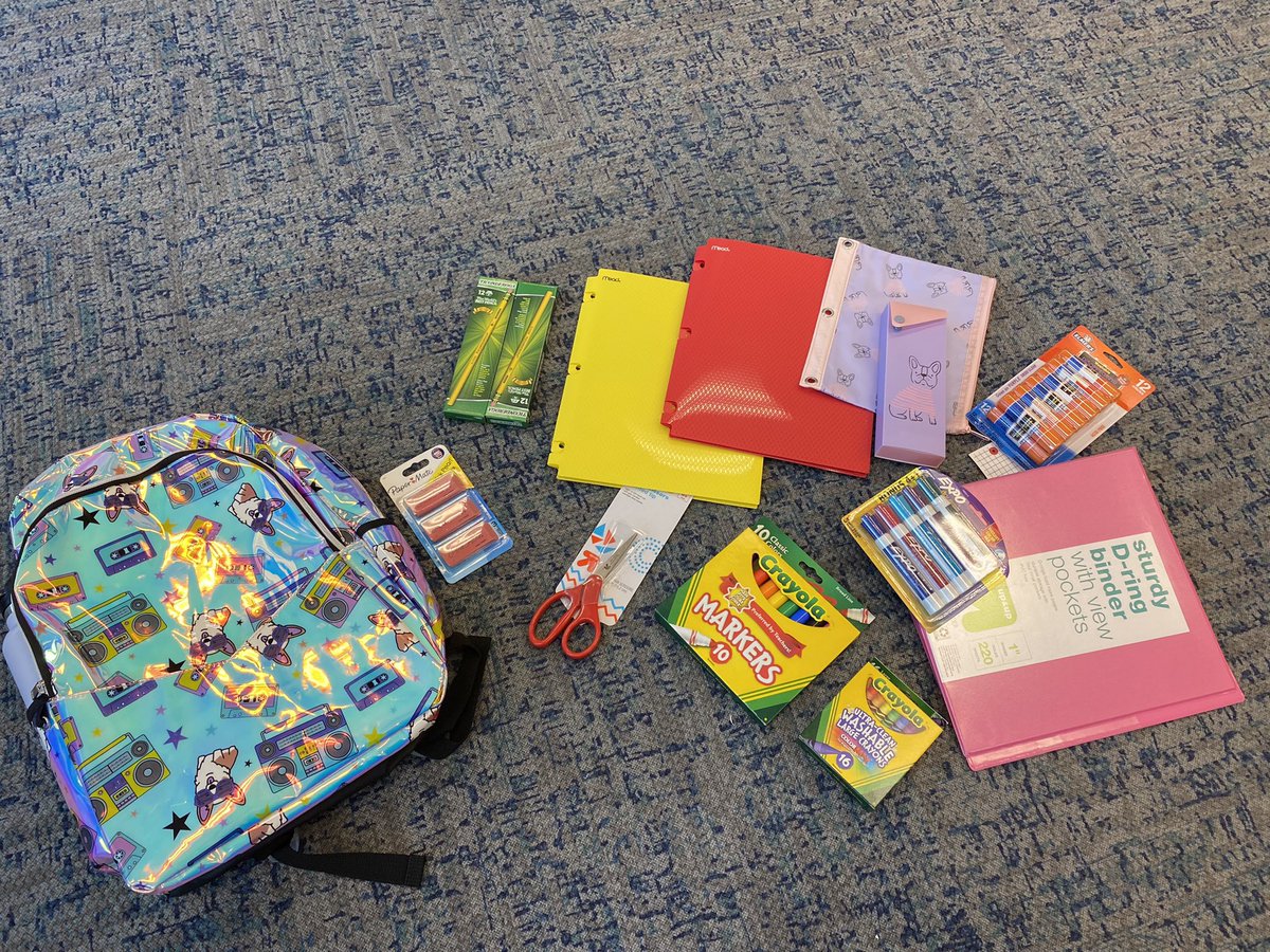 ecconfairweimer's tweet image. When your Mom is the @AVID4College Site Coordinator 🙋🏼‍♀️🚀👏🏻@ChadwickElem @BCPS_AVID #firstgrader