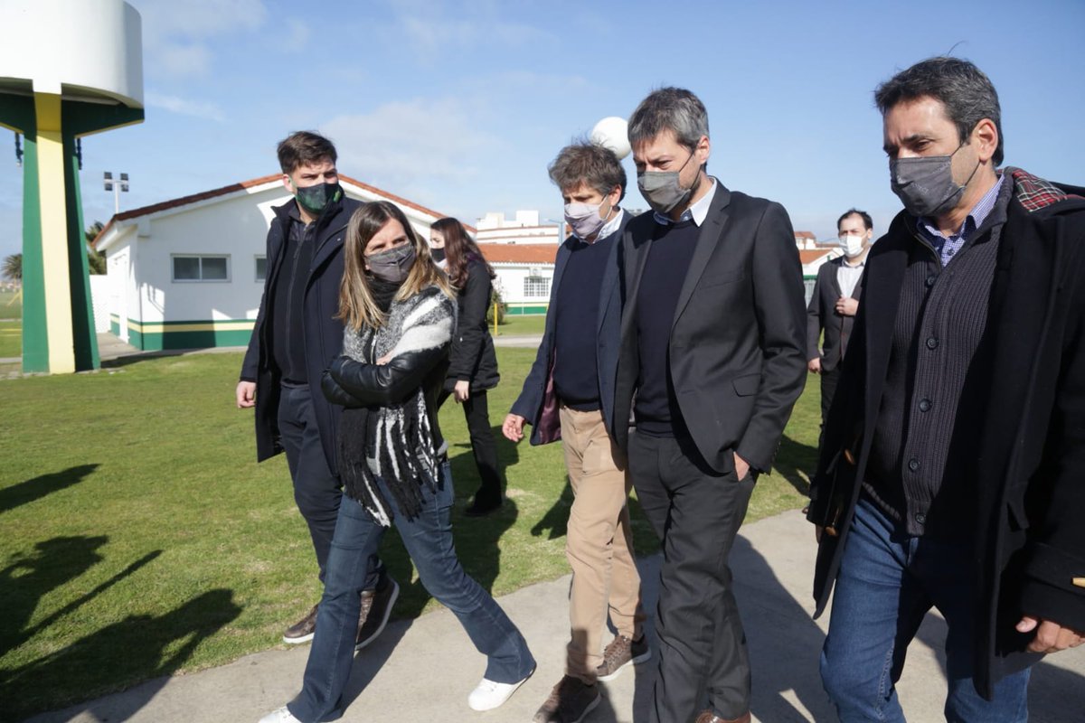 jmcheppi's tweet photo. En el @clubaldosivi tuvimos una reunión de trabajo con clubes de diferentes disciplinas deportivas de Mar del Plata.

También nos acompañaron los representantes olímpicos marplatenses Lele Usuna por Surf y Emmanuel Lucenti por Judo. 🇦🇷 https://t.co/cnI4Li1VLT