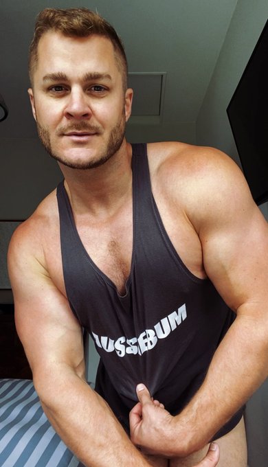 Ready for the beach 🇬🇷 ☀️ https://t.co/ltVGMkrvye<a href="/tag/embraceyourbody"class="tags"><span>#embraceyourbody</span></a>