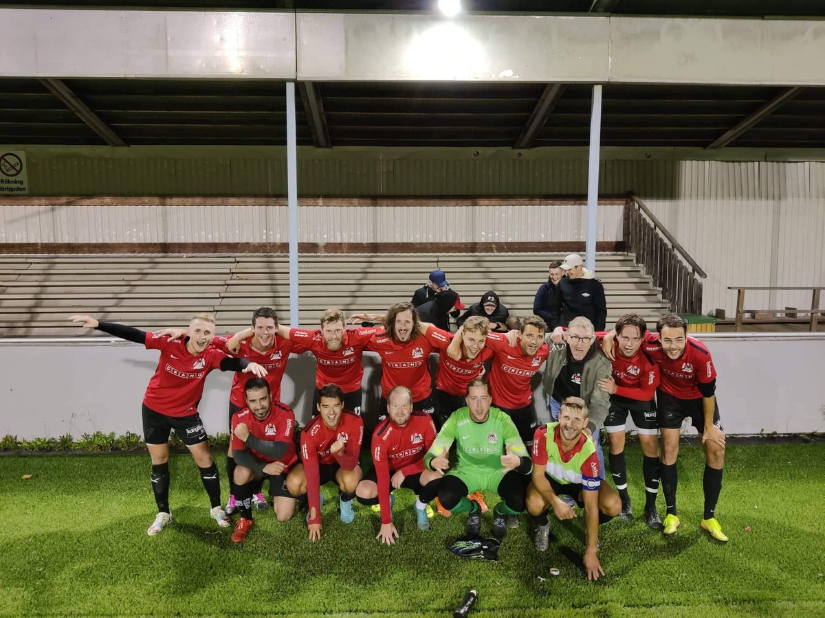 DiserodSK's tweet photo. Diseröd SK - Hjuvik AIK 3-0 (1-0) Målskyttar: Jakke &amp; Martin x2 #ForzaDSK https://t.co/lBZz7OWtik