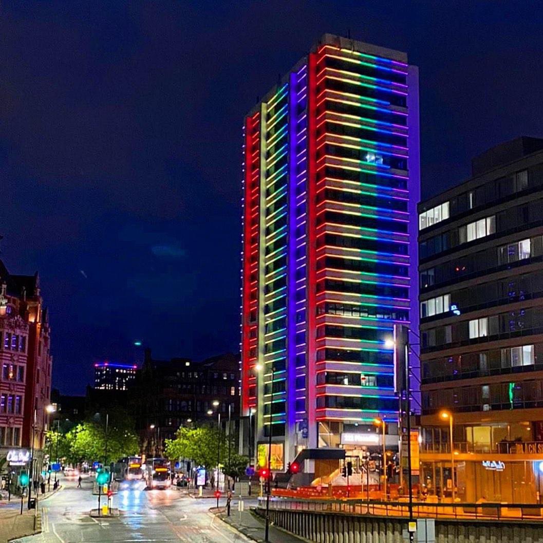 thetruffster's tweet photo. #111piccadilly looking Pride ready this evening @BruntwoodWorks #bestbuilding #rainbow #ManchesterPride #lovewins https://t.co/vTDgc20DJg