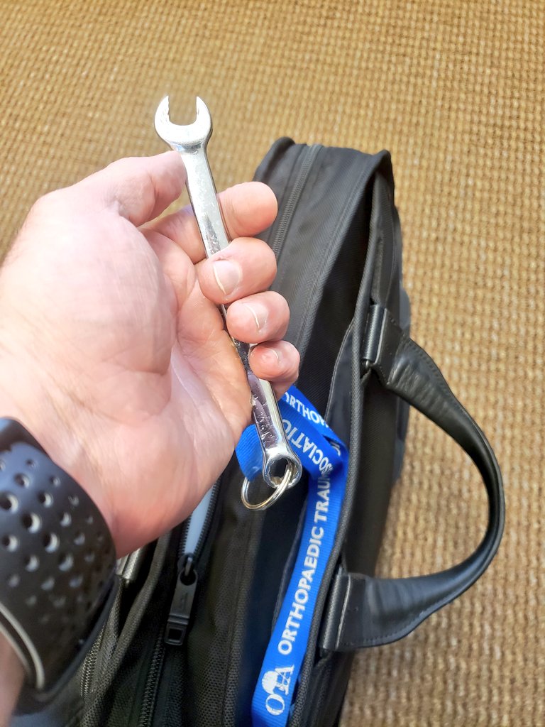 davidhcmd's tweet photo. @KevinParkMD @JoshuaHarrisMD @_NancyMD @tdd340 @generalorthomd @jointdocShields @wesmayes12 @rkh_md I don't always do outpatient procedures, but when I do, I bring my own wrenches @otatrauma
Today was such a day
#10mmmagic https://t.co/l8JBaZkBjx