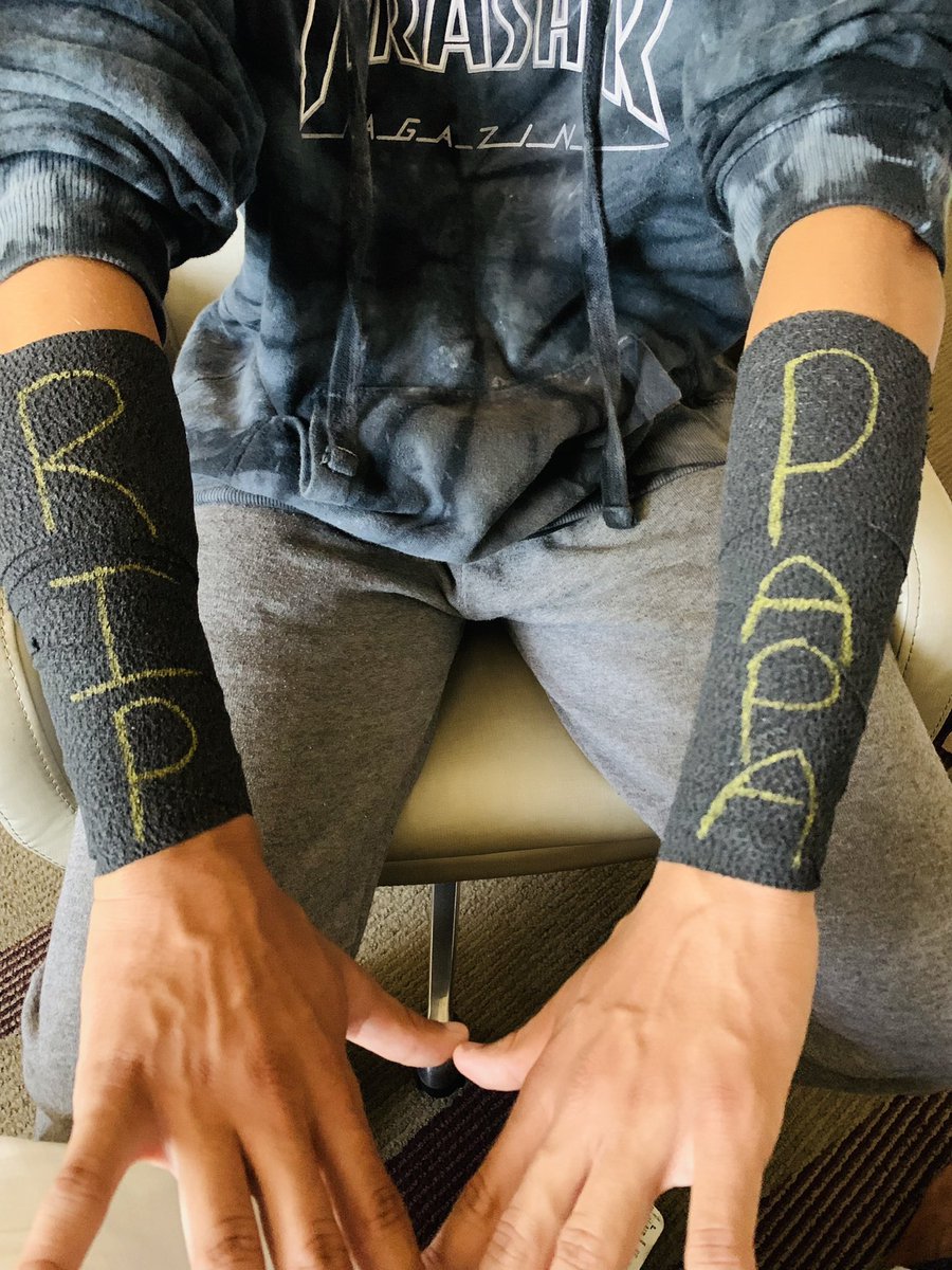 jadynThaTruth's tweet image. Game one ☝️ 
1st Year of high school 
On varsity 
Starting!
And my Grandpa won’t be there!😢💔

#RIPPAPA