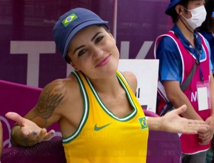 jeh_comenta's tweet photo. @gv_rafaa @SporTV @mellspfc Ela ja ganhou um campeonato 2 semanas atras e o xgames esse ano alem de ser uma lenda do skate inspirando varias pessoas como sky e rayssa e também e idolatrada pelos gringos e vc ? https://t.co/ROylJnAI5d