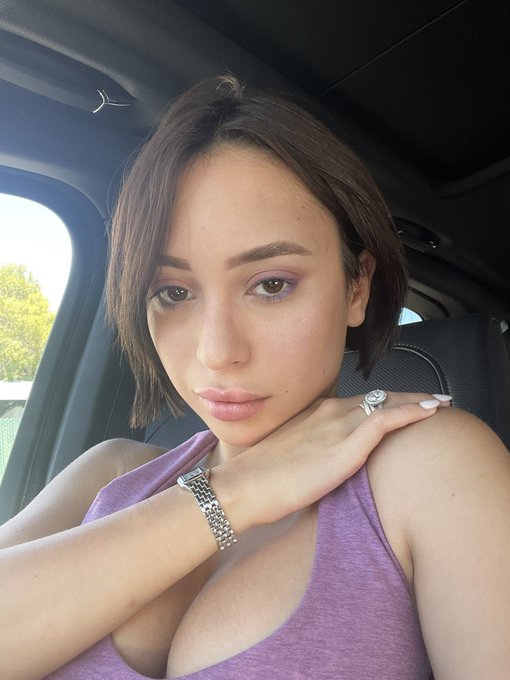 3 pic. Driving my dream car 🥰 I have a Purple Lambo but for some reason I like more the #RR Feels like<a href="/tag/rr"class="tags"><span>#rr</span></a>