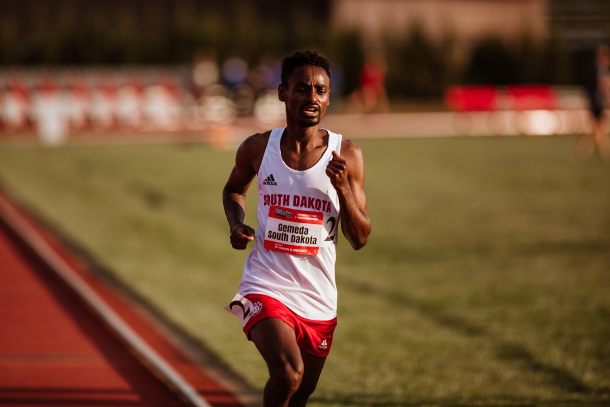 South Dakota Track & Field / Cross Country tweet media