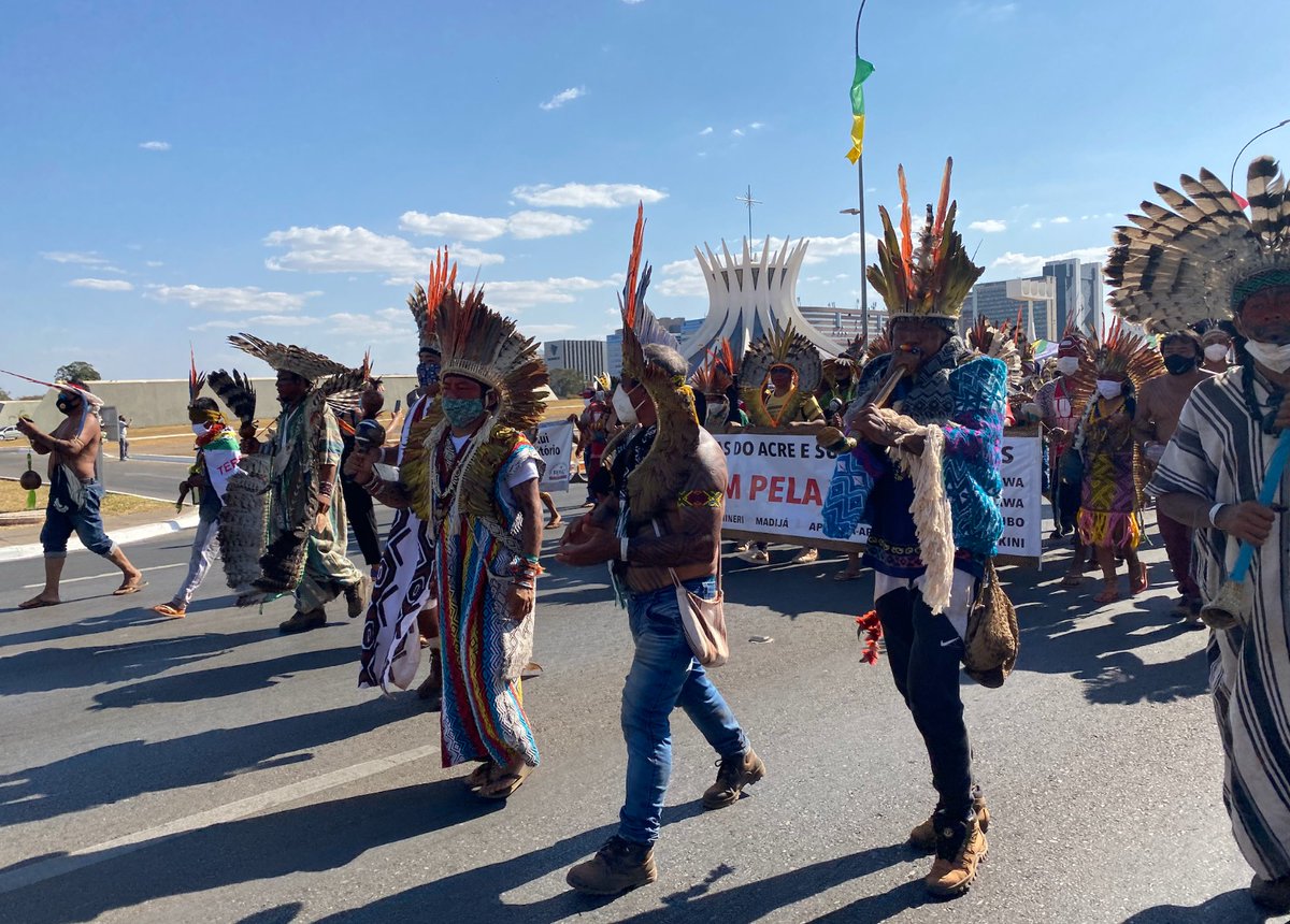APMather's tweet photo. The court decision on #MarcoTemporalNao has now been postponed to Wednesday next week (1/9/21).
We are still standing in solidarity with the with the Indigenous peoples of Brazil.
We are with you, we are watching, Haux Haux.
#LutaPelaVida
#emergenciaindigena
#allfortheamazon https://t.co/YLtIVMoqfN