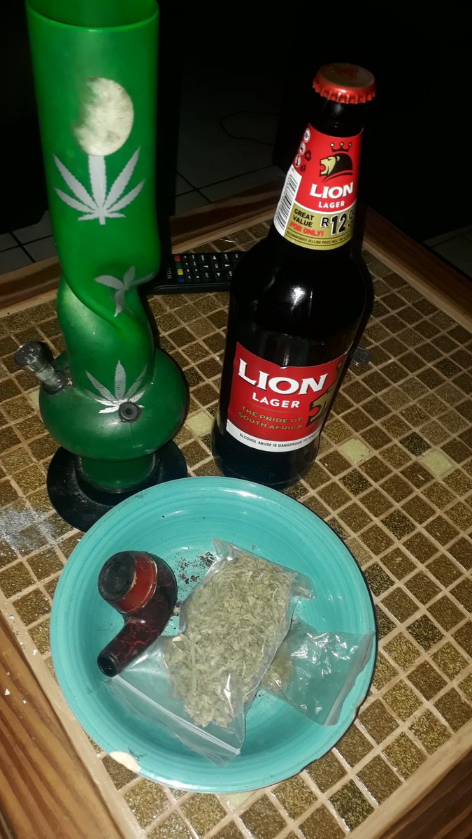 Night off from promoting the best Camsite in the world chatturbate!! Smoke and some few beers. RT if you think Beer, Weed & Sex goes hand in hand?