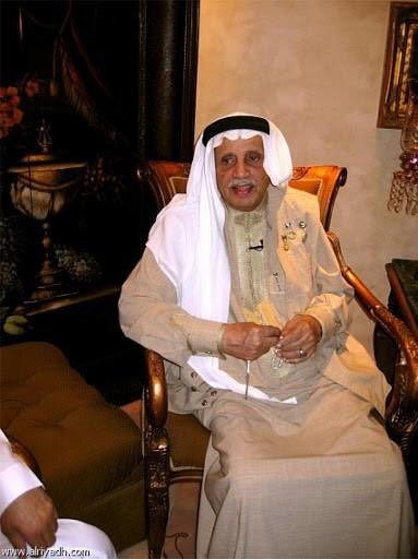 #مسابقة_ابوناصر  
الراحل طارق عبد الحكيم 

<a href="/Turki_alalshikh/">TURKI ALALSHIKH</a>  
<a href="/RozamMedia/">رزام | Rozam</a> 
: فنان وموسيقار سعودي لحن السلام الوطني السعودي وعميد متقاعد من القوات المسلحة السعودية، غنت له نجاة الصغيرة وفايزة أحمد وصباح وسميرة توفيق ووديع الصافي وكارم محمود. 
يارب في هذه الساعه ارزقني ياكريم 🤲🏻