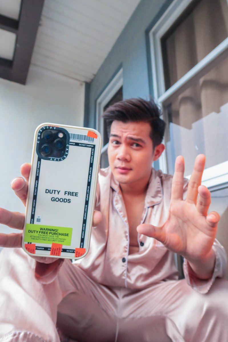 JVPereiraaaaa's tweet photo. WAIT LANGโผ๏ธKailangan ko ng picture ng SINGLE ngayong BER MONTHS na nakatingin! Opsss ๐คญ
#Casetify
#StateYourCase
#CasetifySEA https://t.co/PzdlKMijSq