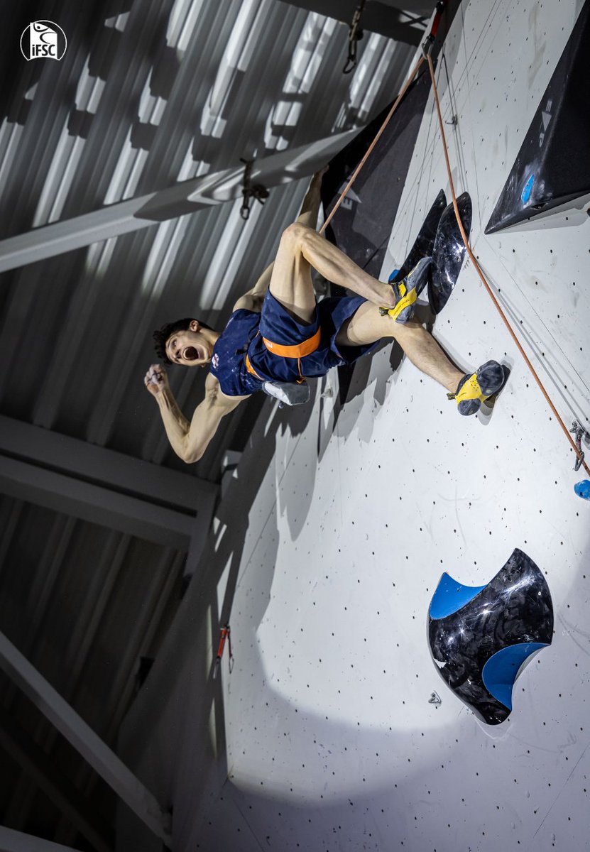 worldclimbing's tweet photo. Who's that? Oh, it's @hamishclimbing 🇬🇧 who just took his second gold medal of the week at #VoronezhYWCH !

Meet the 2021 men's Junior Boulder AND Lead World Champion 🥇

#SportClimbing #RoadtoBHM https://t.co/tBHR23Wc5H