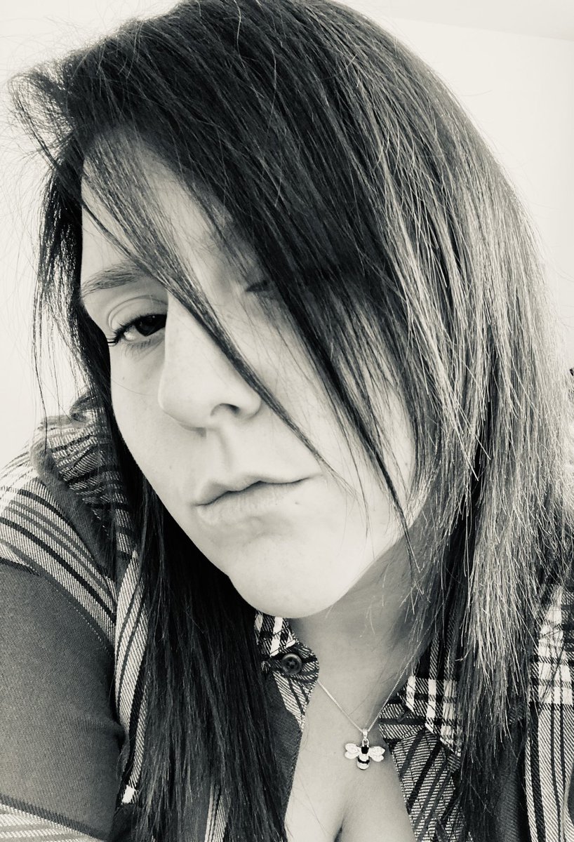 lLady_Phoenix's tweet photo. #different #newlook #Emotions #changingthingsup #FeelGood https://t.co/9HTDvsinOB