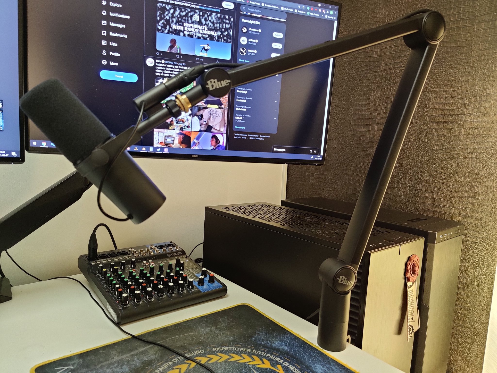 SHURE sm7b Blue Microphones Compass