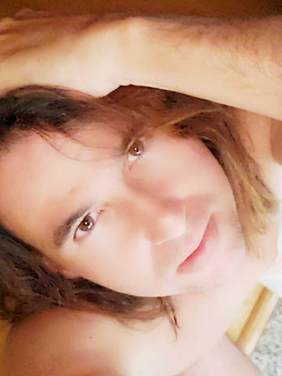 andrefidalgo's tweet photo. Despertar gostoso
BOM DIA
#nacama #euvejoluz #bomdia
#pride #artenude #lgbtq
#nudismoencasa #LGBTQbrasil
#instaboy https://t.co/ZCqFK7A5Pn