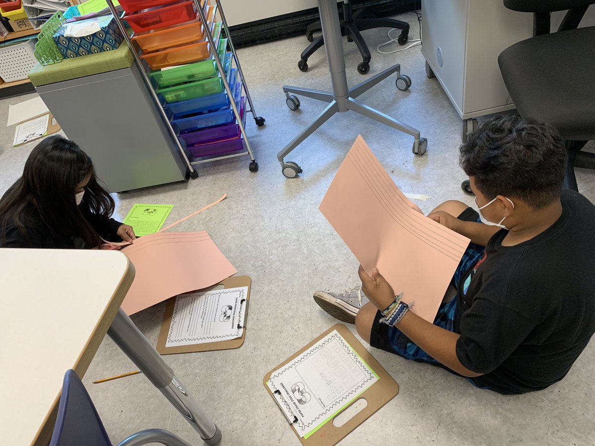 AlyseSchmidt's tweet photo. More chain making! We measured our chains to see which was the longest. The kids did such a good job working together. Some had no idea where to start and by the end they had an awesome chain!! https://t.co/dbgOtpZNH6