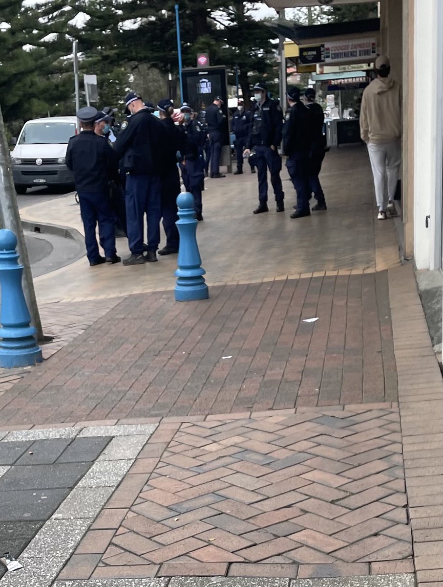 Look out Coogee. A minibus full of our our police friends unloaded and immediately dispatched to find those without masks