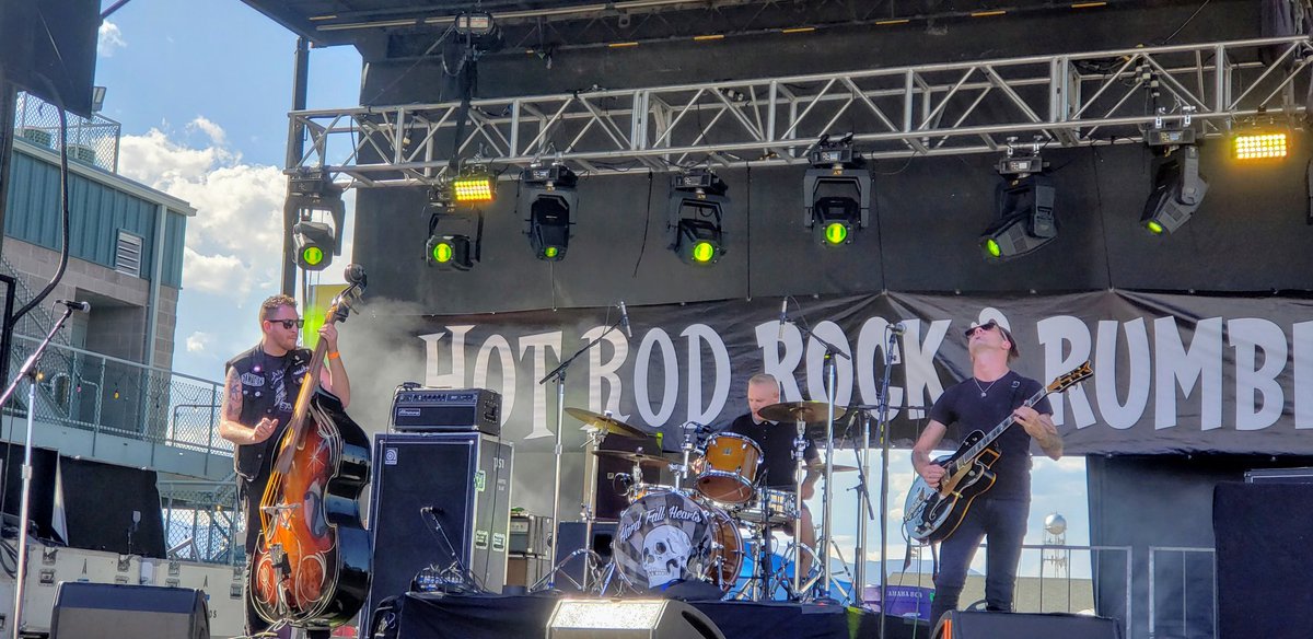 HeidiTown's tweet photo. Hard Fall Hearts at #HotRodRock.
@PPIR
#Colorado #rockabilly #live https://t.co/aPyRS226ED