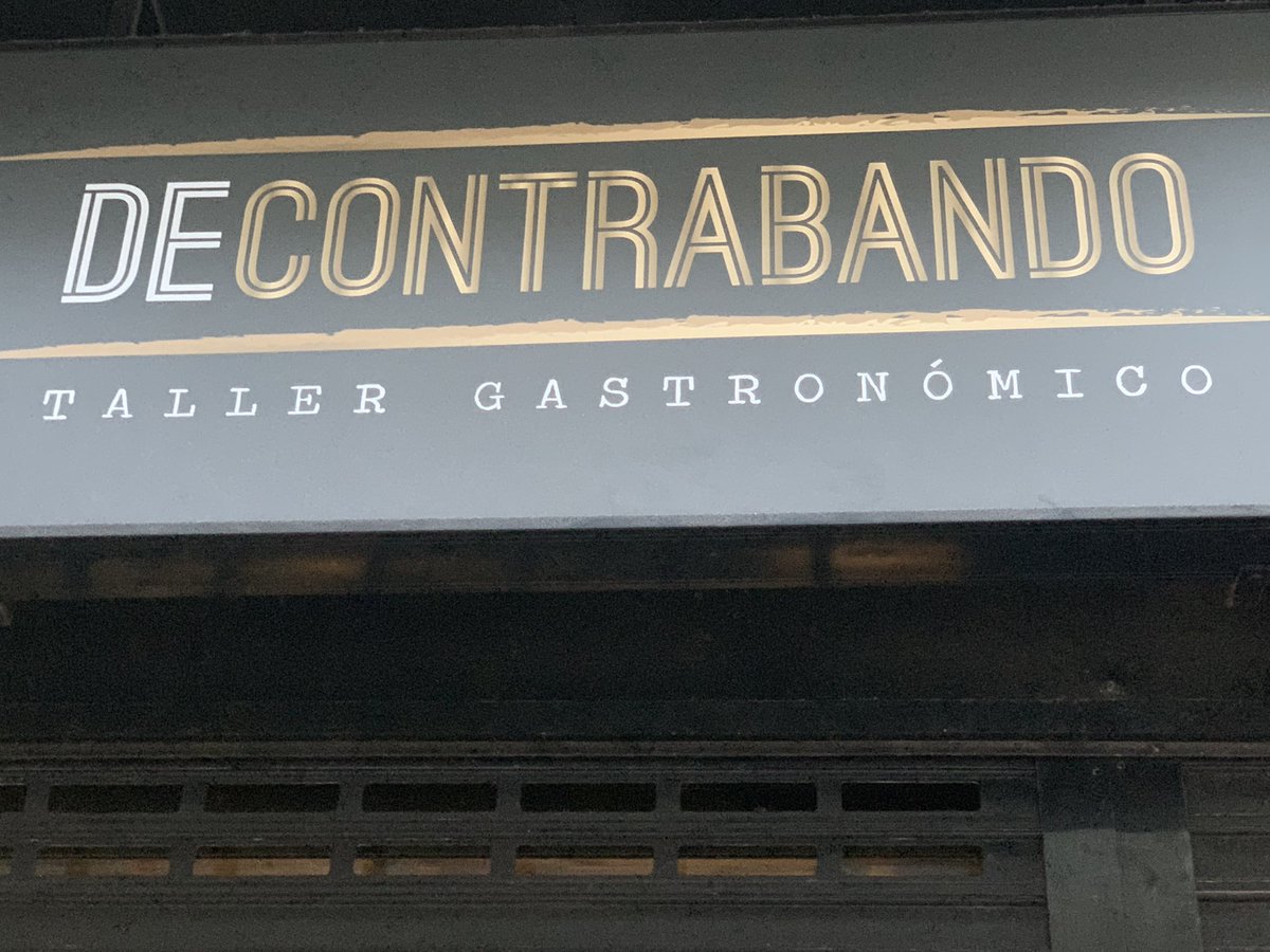 elquillodecadiz's tweet photo. Comida en #Decontrabando Muy gratas sensaciones Fusiones acertadas sobre la base de un buen producto https://t.co/t9Co2nFQIT