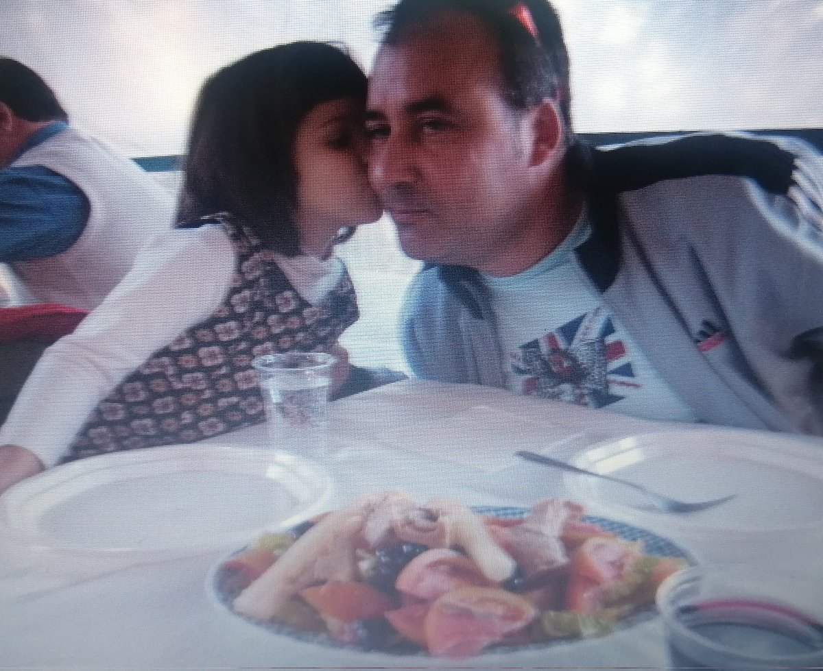 sanpetrii's tweet photo. Cuanto daría x q volvieras a tocarme las narices como siempre, hacerme cosquillas, pero sobretodo, cuanto daría porque alguien me quisiera de esa forma. De esa forma en la que tú y solo tú me querías. https://t.co/ZrIXdG8HA5