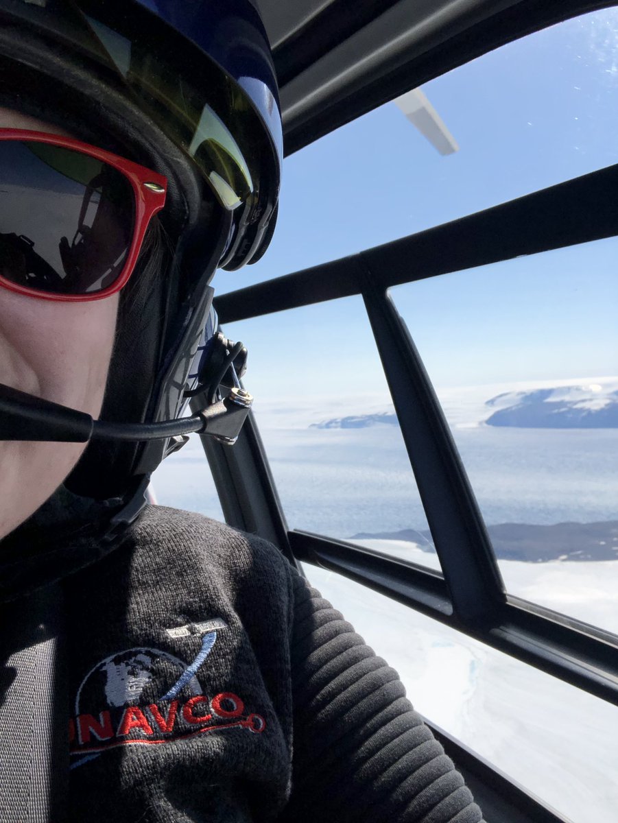 SciSchreibs's tweet image. Happy #FieldWorkFriday! Recently I returned from Greenland where I was doing some work for @UNAVCO and @DTUcryo. I’m feeling very lucky to have been able to safely participate in a field excursion (thanks to the vaccine) when so much other science is still on hold.