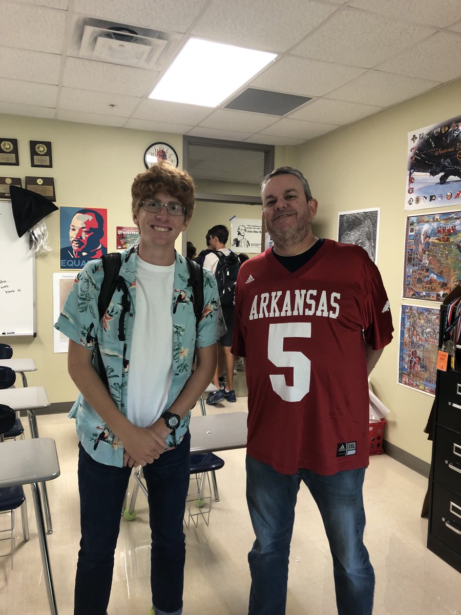 Michael Gillette 🇺🇸🏊♂️🐗🤽♂️🤽🏼🦅 (@apushgillette) on Twitter photo Ethan Handley is the CHS APUSH Student of the Week! In just a short time Ethan has demonstrated a strong commitment to intellectual growth and curiosity. Very proud! #APUSH <a href="/BoerneISD/">Boerne ISD</a> <a href="/SamChampionHS/">Samuel V. Champion High School</a> <a href="/BisdSocial/">BISDSocialStudies</a> Ethan Handley is the CHS APUSH Student of the Week! In just a short time Ethan has demonstrated a strong commitment to intellectual growth and curiosity. Very proud! #APUSH <a href="/BoerneISD/">Boerne ISD</a> <a href="/SamChampionHS/">Samuel V. Champion High School</a> <a href="/BisdSocial/">BISDSocialStudies</a>