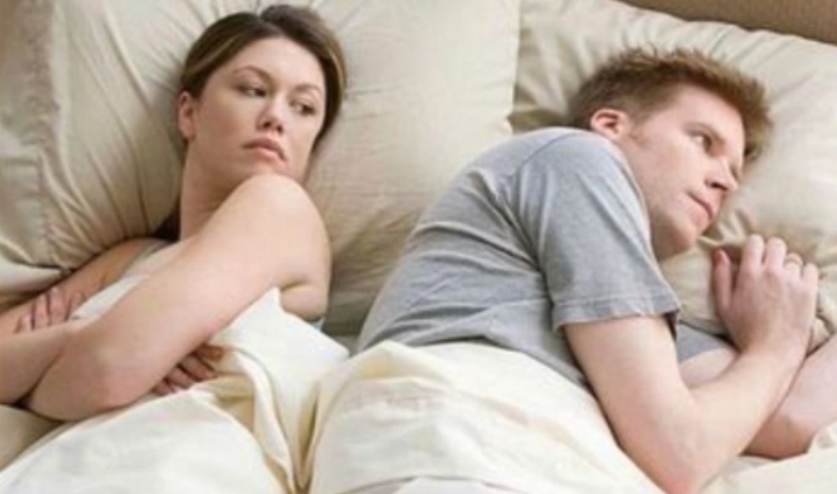 BosireIsrael's tweet photo. #Her: He's Probably thinking about other women....
#Him: Ronaldo, Rashford, Pogba, Greenwood, Sancho,  Fernandes, Cavani,  Amad aahhhhh Fuck... https://t.co/18TBhGSrBt https://t.co/1jhXT4B9Jm