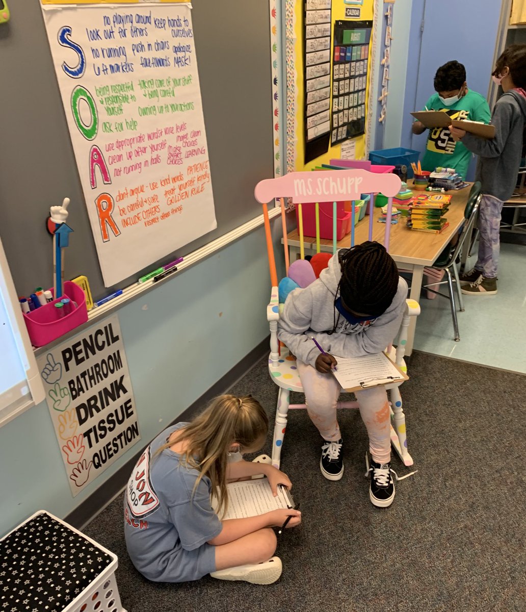 sydneyschupp's tweet photo. What an epic first week of 4th grade! Check out our Dragonflies building relationships, exploring our classroom, and rocking hula hooping! I’m so proud of them and all the ways they’ve SOARED in week one! #4thgrade #ddmes https://t.co/WtogmHdB53