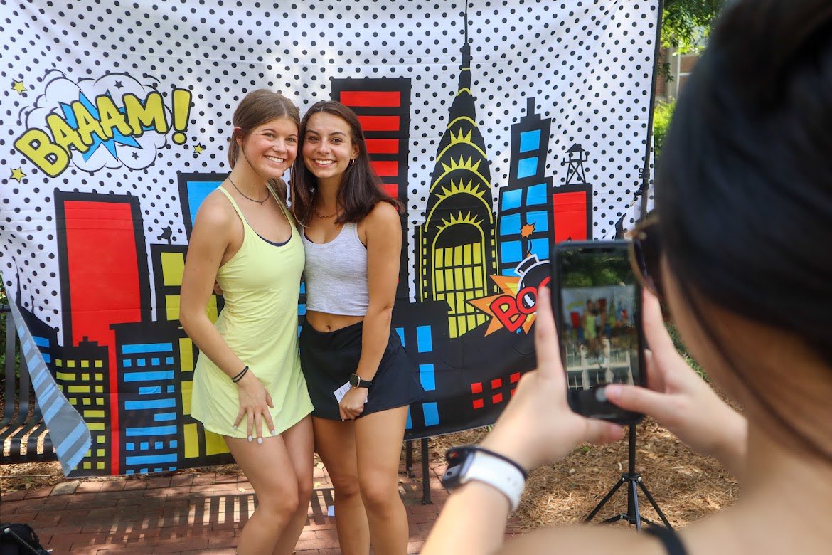 UGAHEROs's tweet photo. The first half of recruitment is done! We had such a blast meeting everyone on campus. If you see us around campus next week, come say hi!

Fill out our interest form to get more information about joining a team, committee or freshman council: https://t.co/f5ZXsdK4VB https://t.co/hw6VuBjSQs