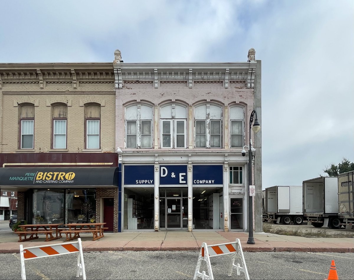 Midwest Modern tweet media