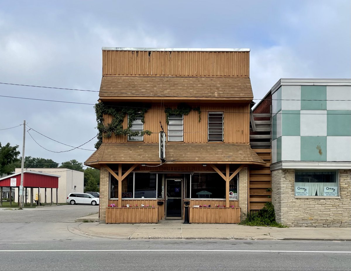 Midwest Modern tweet media