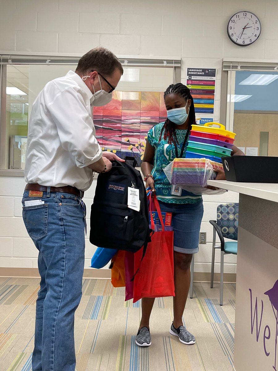 es_parkside's tweet photo. Today our very own @IvoreneS was surprised by @WCPSSTSP with goodies for her and her classroom! Thank you for showering our hard-working @ParticipateLrng teachers with love and support! ❤️ https://t.co/nZ4Hccyf6r