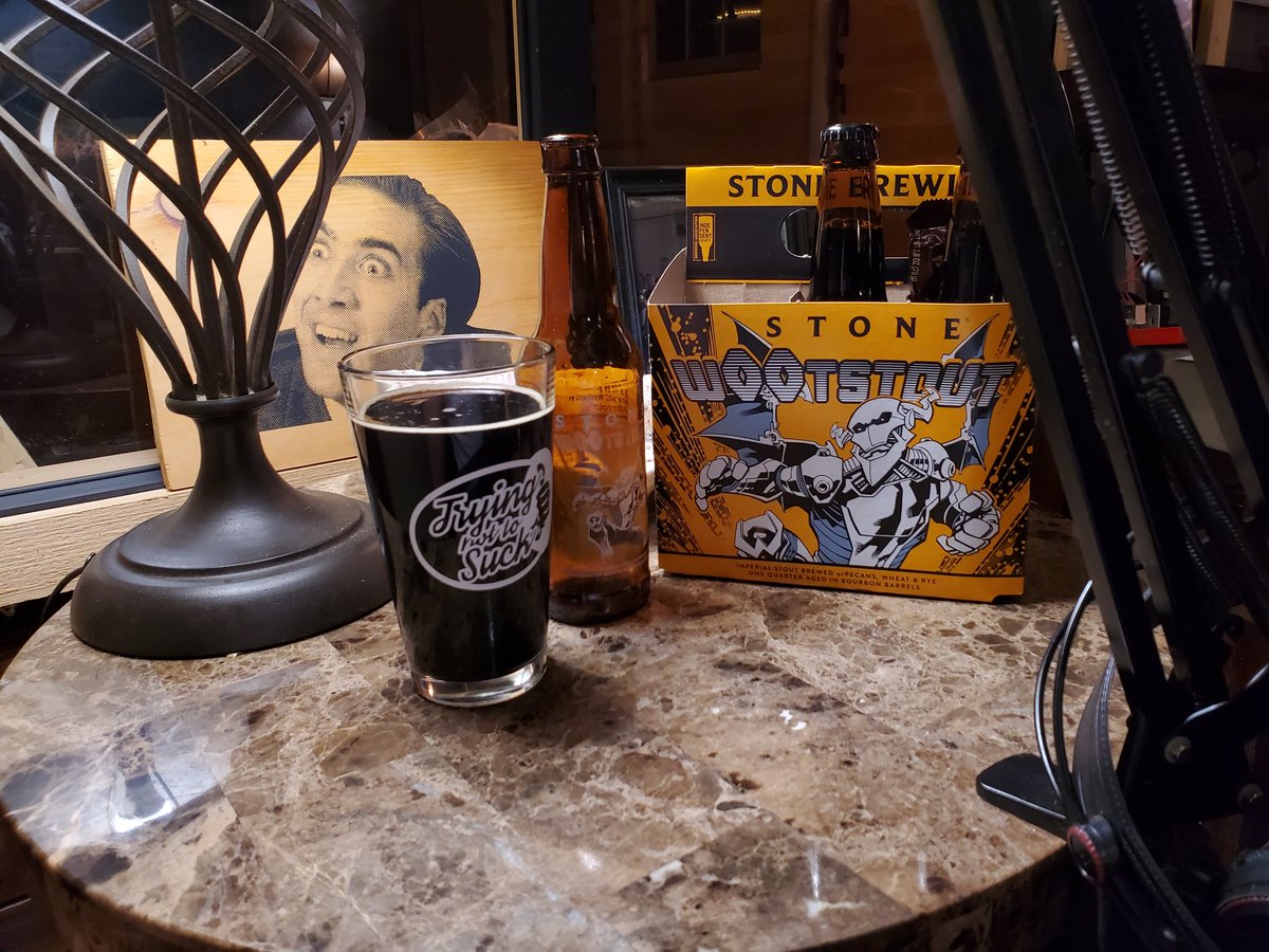 TheBeilski's tweet photo. So it's a stout night with @StoneBrewing W00TSTOUT looking forward to this one kids @brewfontaine #drinksomething #cigars #WatashTray #podcast #tryingnottosuck https://t.co/HyDlLbB8l3