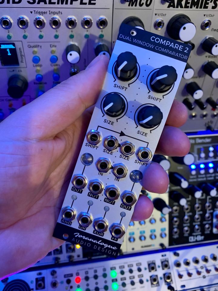 Cédric Aellen (🐘 social.lol/@alienlebarge) tweet media