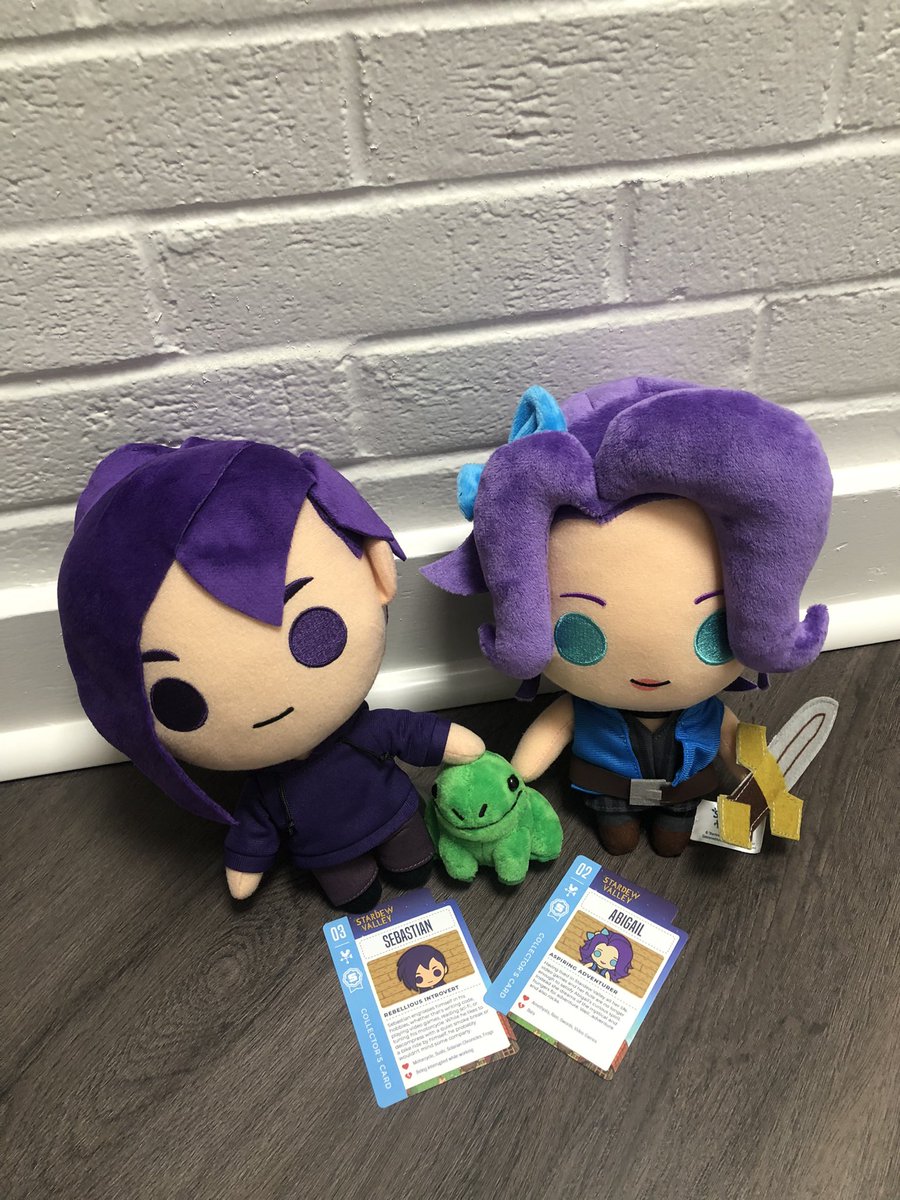 CocoCrabCakes's tweet photo. They are here. They are too cute 😭 https://t.co/ydwb1XZ5zc