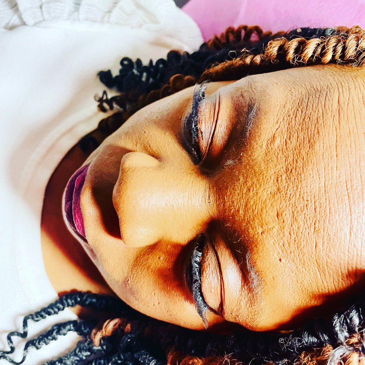 CynLashes's tweet photo. Are u ready for some regular individual lashes?? Come book with us today we are available till 12am!! #individuallashes #lashes #lashesonfleek #eyelashtechnician #denversalon #denveresthetician #beautybar #beautysalon #lasheslasheslashes #supportlocal #denverlocal #BlackOwned https://t.co/5RFSGNbfus