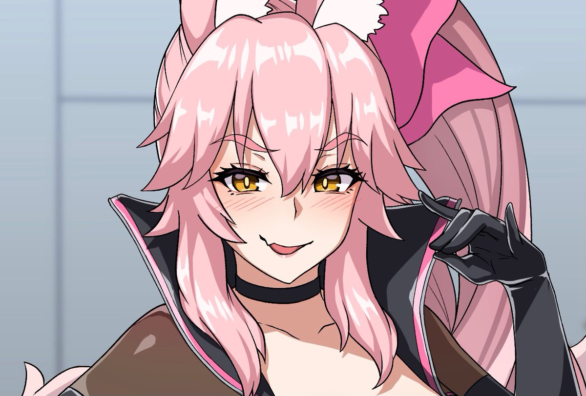 コヤンスカヤさん
メガネ無し差分もあります^ ^ 