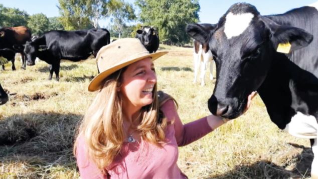 Porträt: Angela Rendel - Tierärztin

Menschlich handeln – auch mit Tieren

condor.cl/2021/08/28/ang…

#CondorZeitung #CondorPorträt