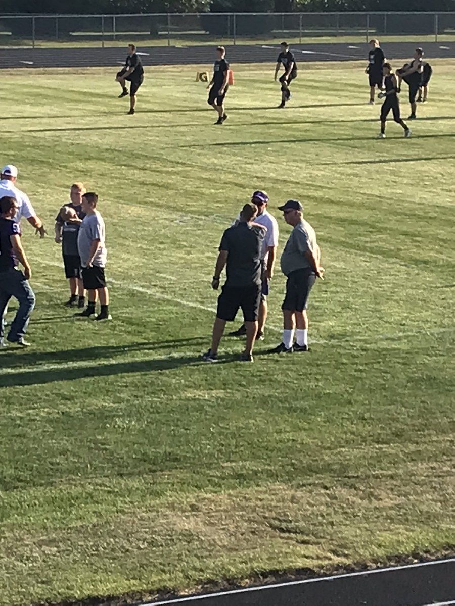 BaxterSchools's tweet photo. I don’t think we say this enough, but when it comes to coaches, the Bolts  are blessed with some of the very best. @BaxterSchools @RobLuther8. Best of luck tonight guys. https://t.co/hvKpLN8fqX