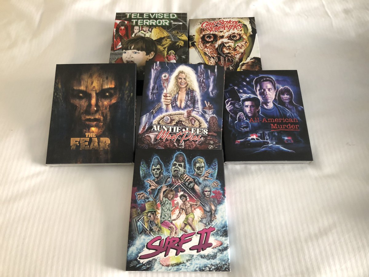 seattlescreams's tweet image. Vinegar Syndrome took all my money but it was worth it. Happy Crypticon everyone! Here we go! 

#crypt21 #cryticonseattle @crypticon @VinegarSyndrome