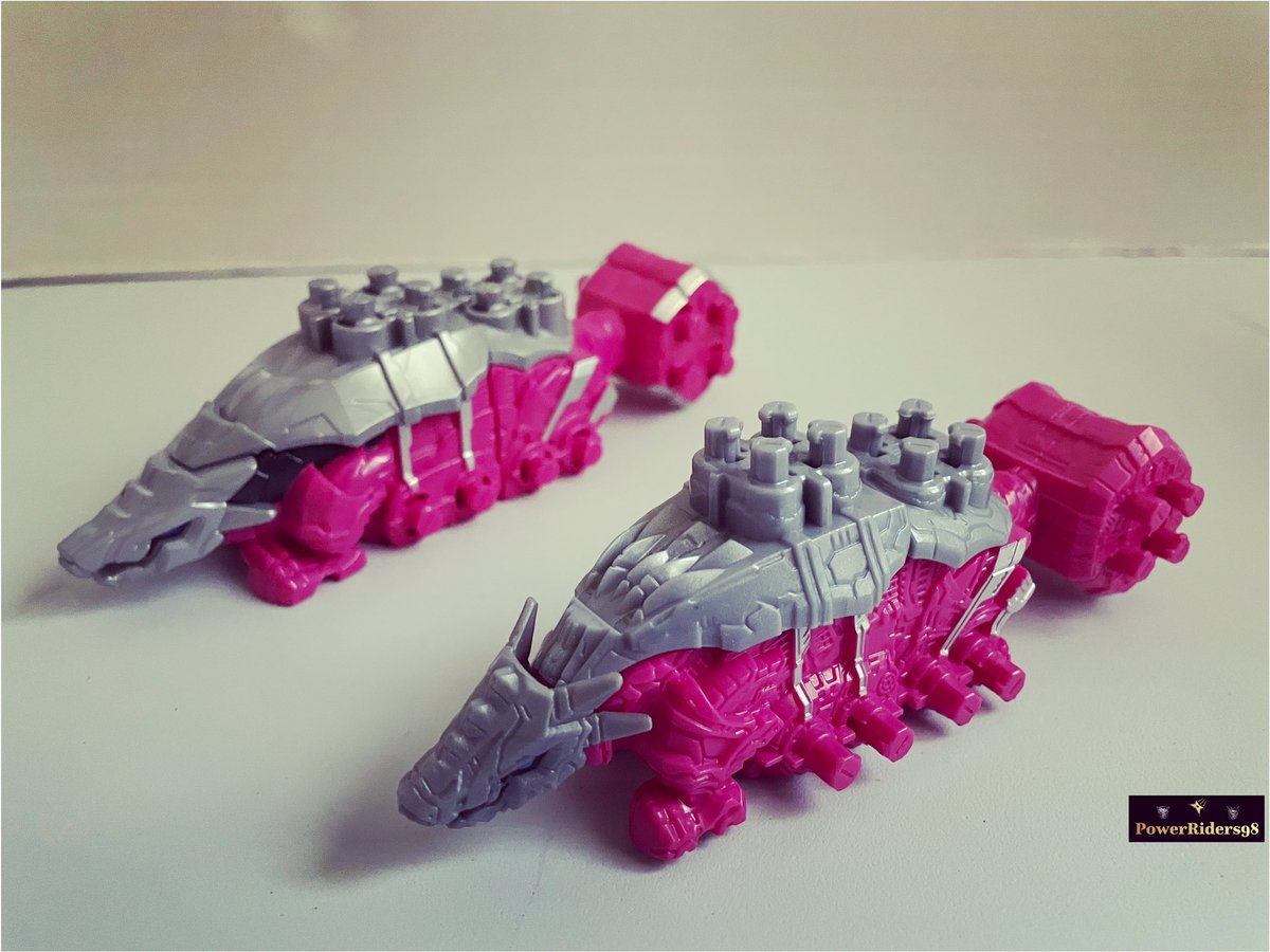 Powerriders98's tweet photo. Ryusoulger Mechas X Dino Fury Zords
#powerrangers #dinofury #Ryusoulger #tyramigo #ankylose #triken #tigerlance #milneedle #trexchampionzord #tricerabladezord #ankylohammerzord #tigerclawzord #stegospikezord https://t.co/CKvFPq1S2i