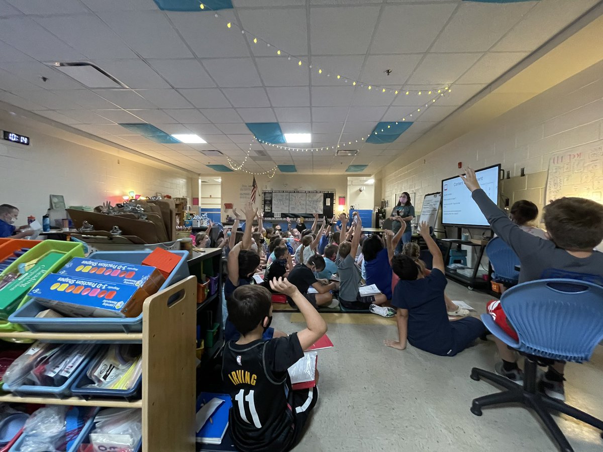 MWESBraves's tweet photo. Sharing strategies for rounding, comparing decimals, and discovering various traits about characters are just a couple of things our Braves tackled today. https://t.co/iwdJ90taXj