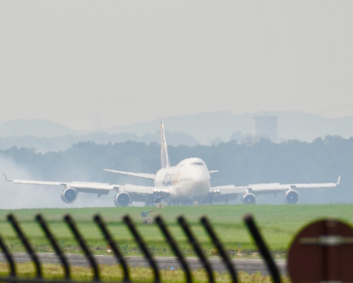 kei_rjty's tweet photo. 2021/08/28 8:27
#AtlasAir #Atlas #アトラス
#Boeing747 -446
#N464MC
#RJTY R/W 36↓
#Weather ☁️
#横田基地 #YokotaAB 
#USAirForce #Yokota https://t.co/PXYgk8qobT