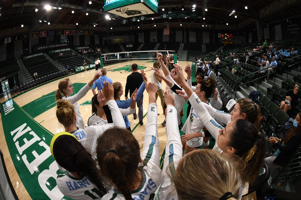 Ready to do it all over again. Game two at 7 p.m.

Watch Here: https://t.co/8kiUX7YUe5
#RollWave https://t.co/rSD9Ei5vIy