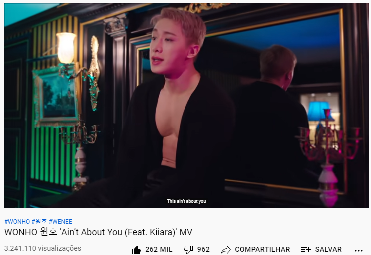 SonTungBR's tweet photo. Curiosidades: 

Ain't About You - um feat com a cantora Kiiara, a cantora disse que foi ótimo trabalhar com o Wonho pois ele é gentil, engraçado e tem uma voz ótima.

#SkyxWeneesParty 
#EsquentaBlueLetter 
#WONHO 
@sontungmtp777
@official__wonho https://t.co/8xlZFyCDqH