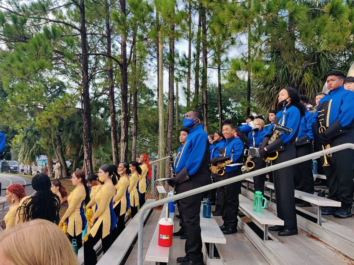 JHSPTSA1's tweet photo. Go big blue! https://t.co/qPCK641S48