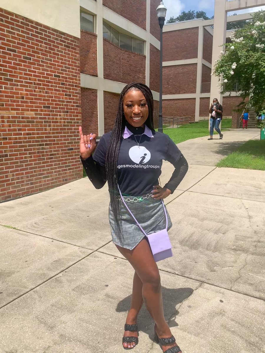 shaniyasxx's tweet image. Don’t believe the gossip. ℹ️’m the truth. 💜 #setfriday#famu